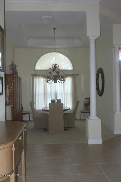 1910 Gates Road Merritt Island, FL 32952 - Photo 5 of 23 Gates Dining room