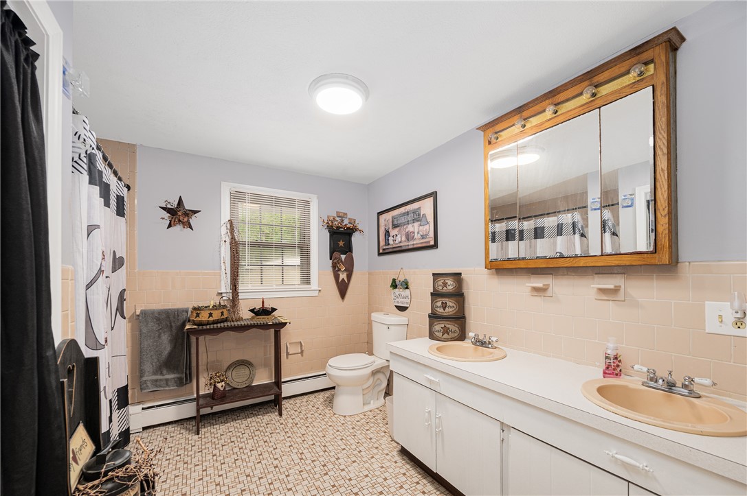 207 Steere Farm Road Burrillville, RI 02830 - Photo 4 of 17