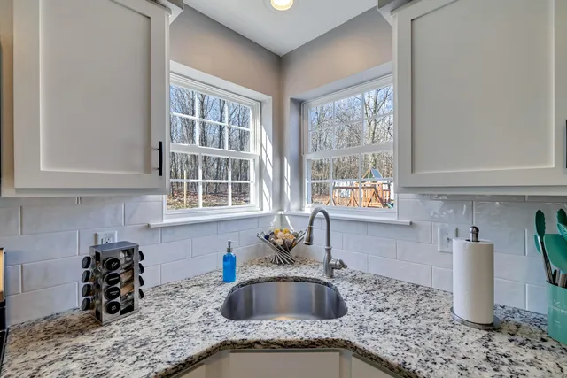 $524,000 | 3305 Mountain Terrace Drive, Blakeslee, PA 18610