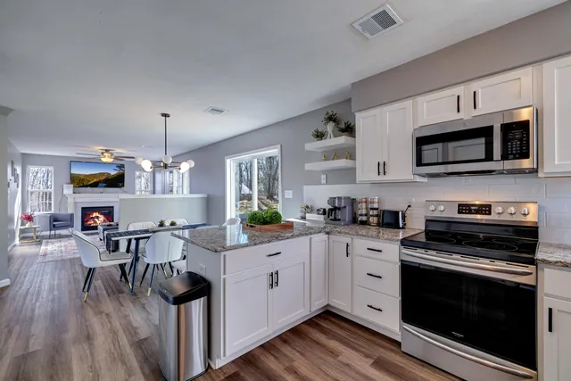 $524,000 | 3305 Mountain Terrace Drive, Blakeslee, PA 18610