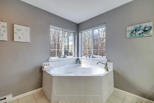 $524,000 | 3305 Mountain Terrace Drive, Blakeslee, PA 18610