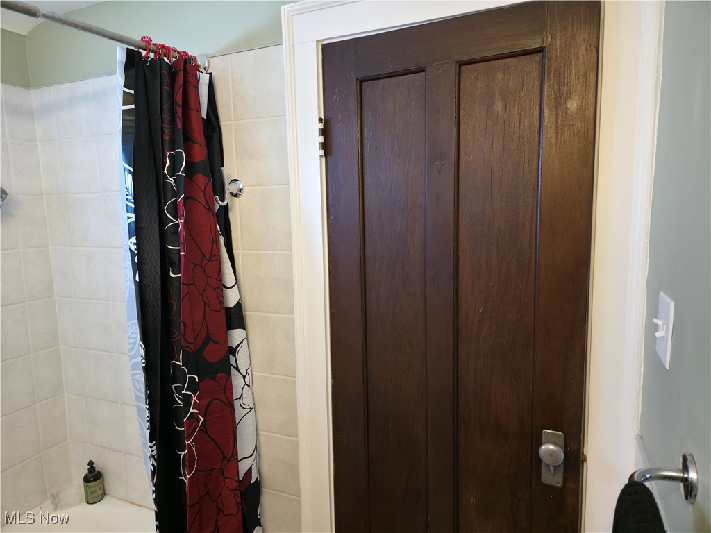 1425 Crescent Road Southwest Canton, OH 44710 - Photo 25 of 35