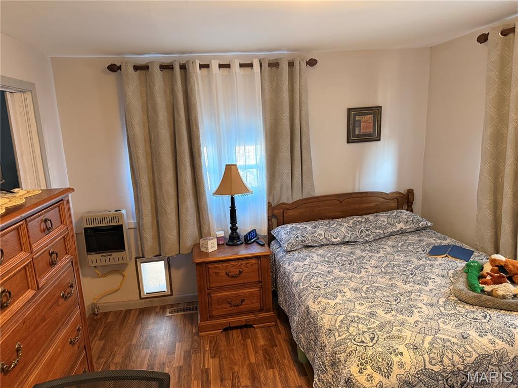 309 South Locust Street St. Elmo, IL 62458 - Photo 20 of 23