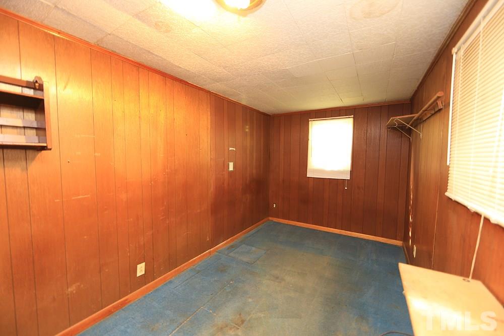 206 South Pettigrew Street Raleigh, NC 27610 - Photo 12 of 13 a view of empty room with window