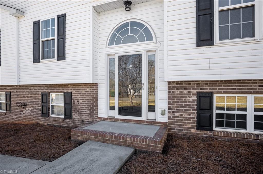 1200 Laurel Crest Road King, NC 27021 - Photo 11 of 49 Gallery Image 11