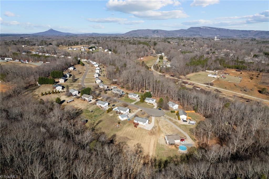 1200 Laurel Crest Road King, NC 27021 - Photo 6 of 49 Gallery Image 6