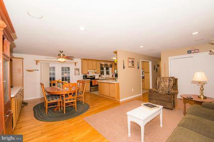 618 Old Love Point Road Stevensville, MD 21666 - Photo 8 of 24 Interior (General)