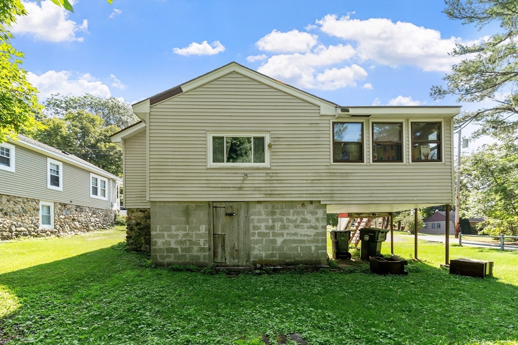 54 Stow Road Marlborough, MA 01752 - Photo 6 of 38 Gallery Image 6