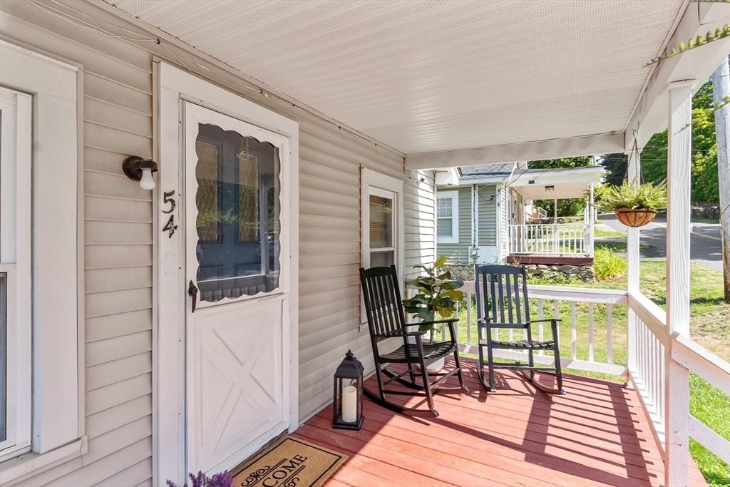 54 Stow Road Marlborough, MA 01752 - Photo 8 of 38 Gallery Image 8