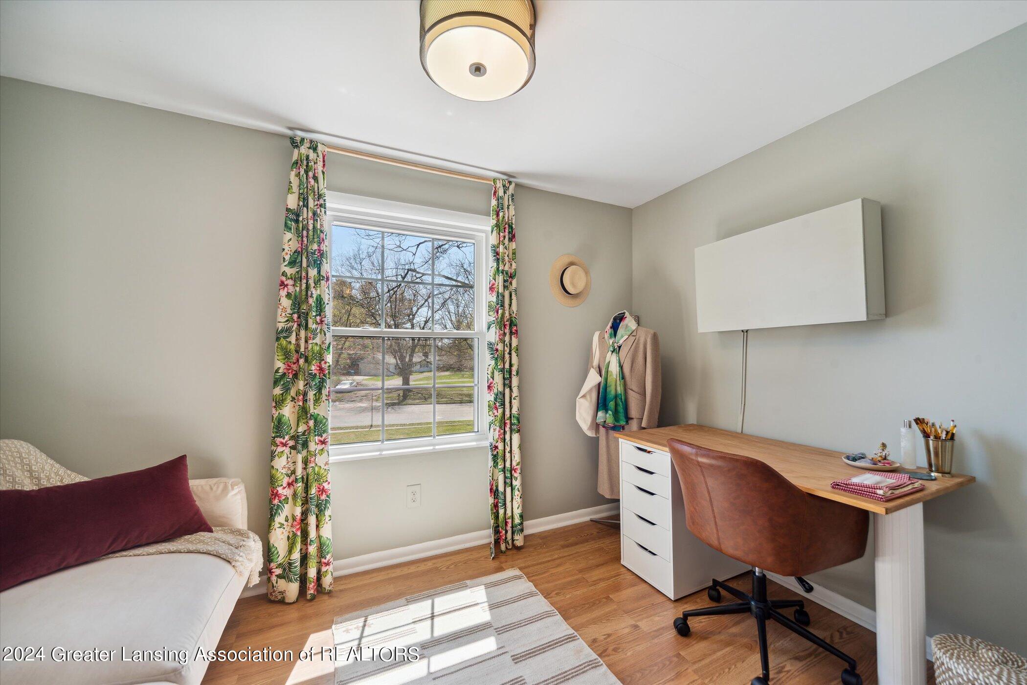 3808 West Holmes Road Lansing, MI 48911 - Photo 42 of 67 42-3808-W-Holmes-Rd-Lansing-MI-48911-Win