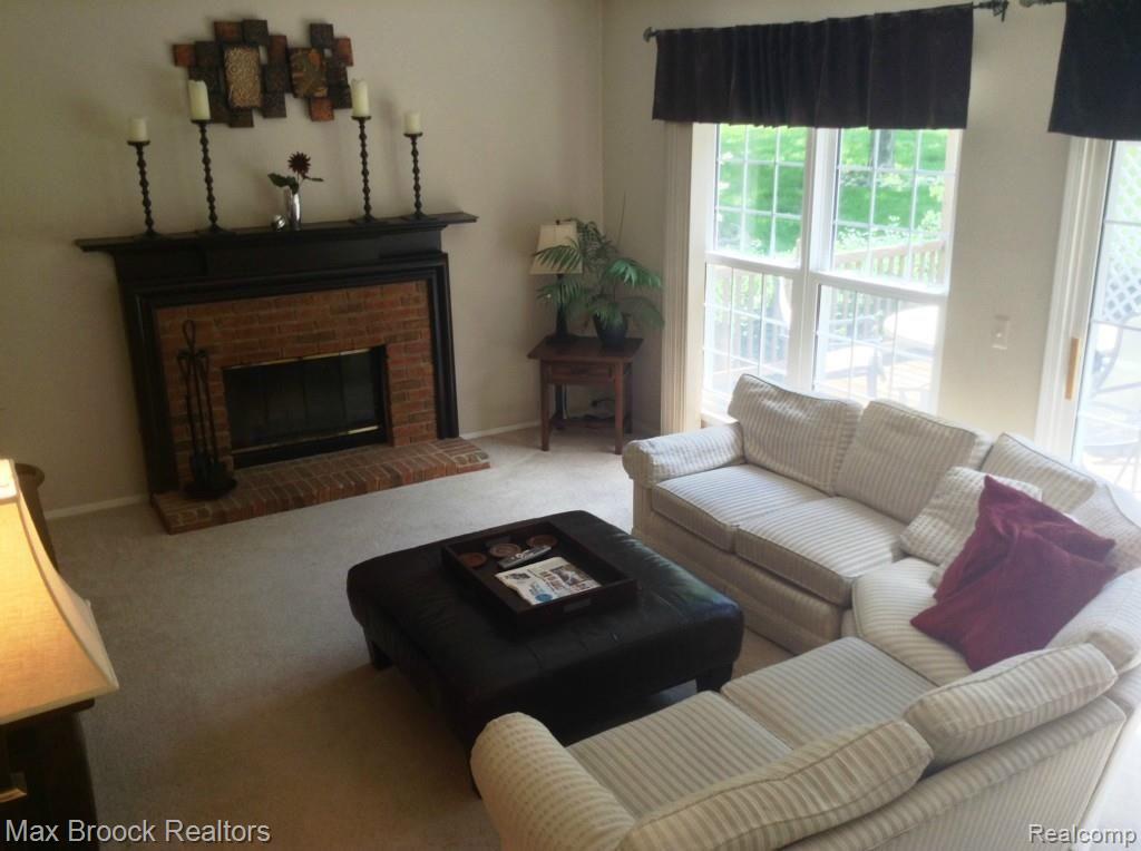 588 Bolinger Street Rochester Hills, MI 48307 - Photo 15 of 39