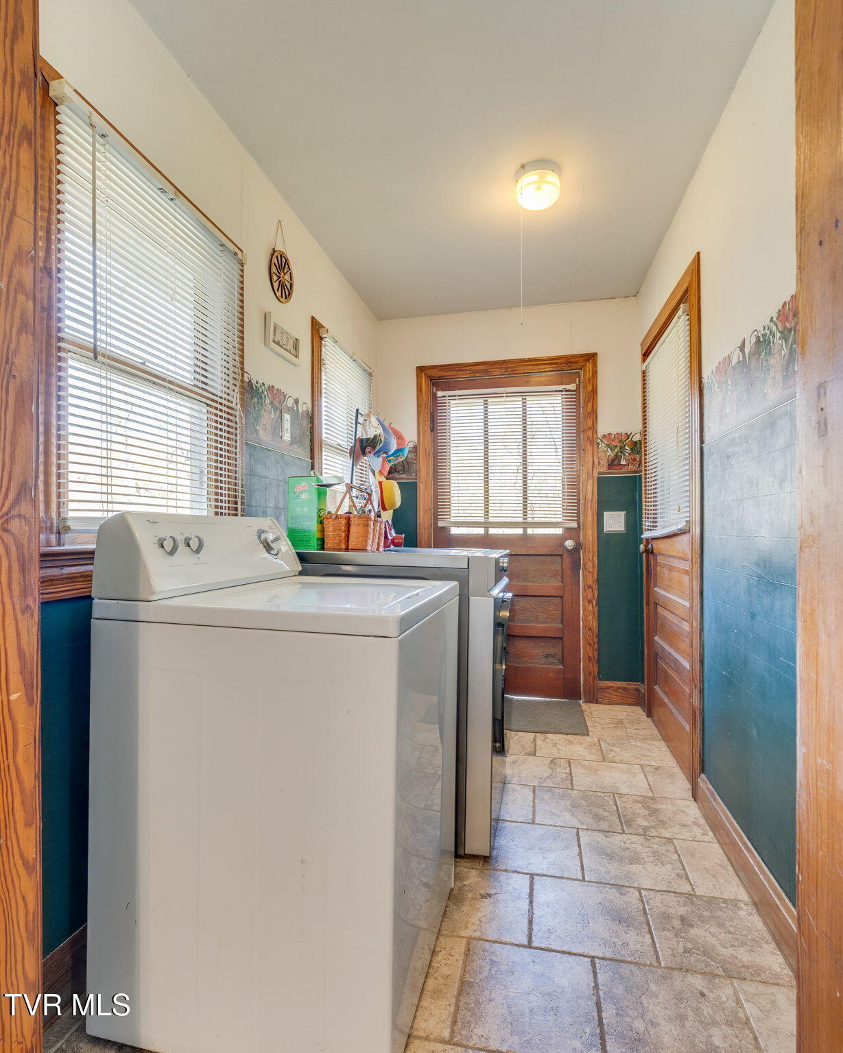 2345 South Allens Bridge Road Greeneville, TN 37743 - Photo 17 of 38 017