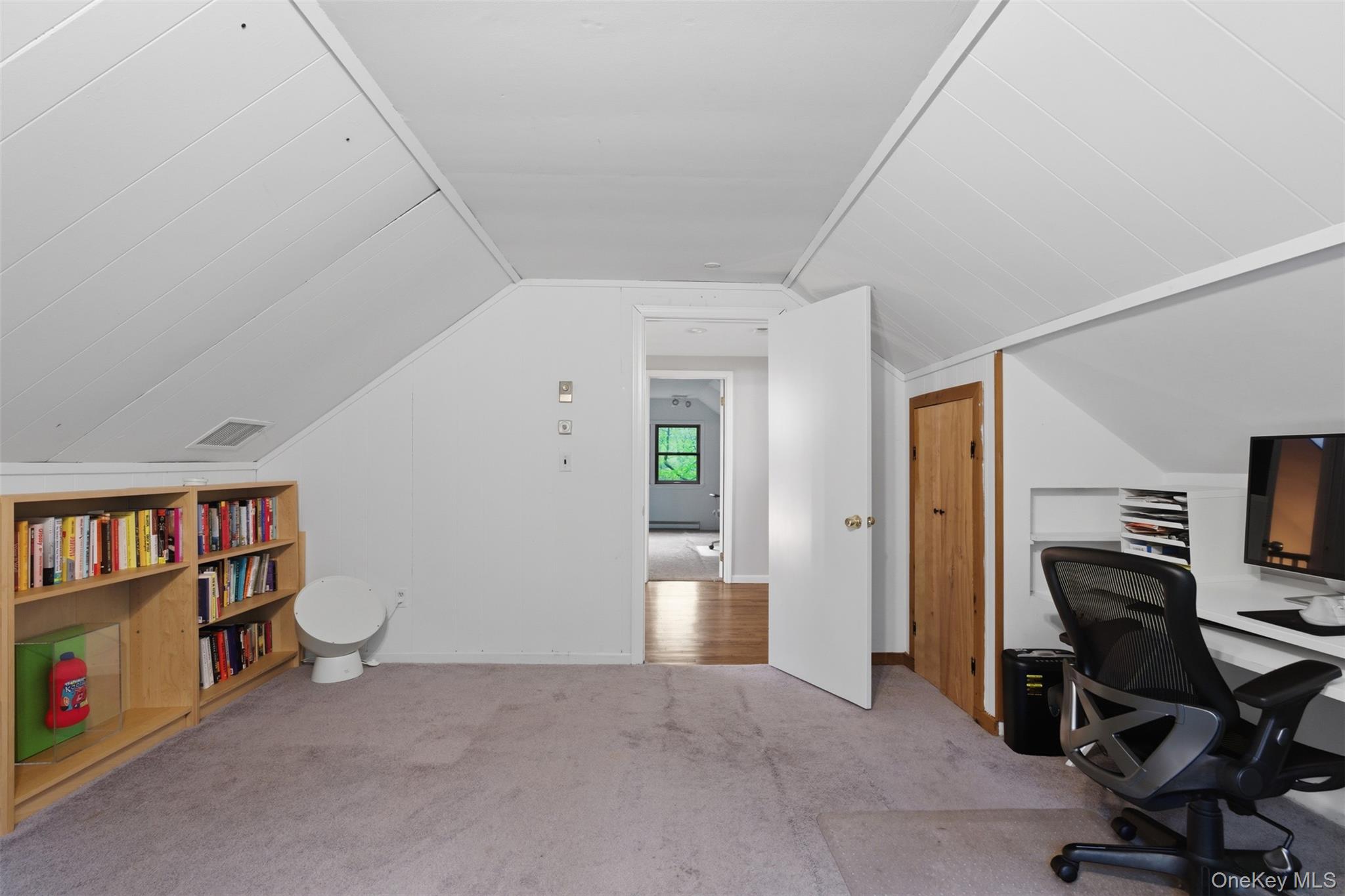 8 Upper Shad Road Pound Ridge, NY 10576 - Photo 26 of 42