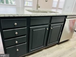 12835 Dunbarton Drive Bristow, VA 20136 - Photo 17 of 35 Kitchen Island