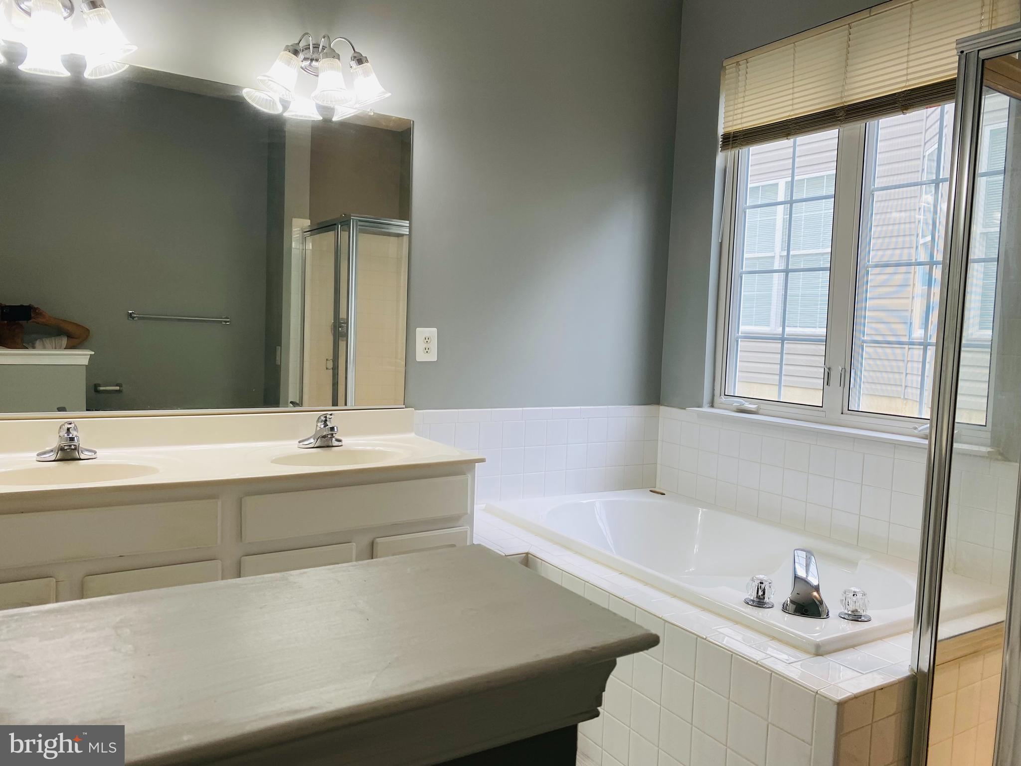 12835 Dunbarton Drive Bristow, VA 20136 - Photo 22 of 35 Master Bedroom Bathroom