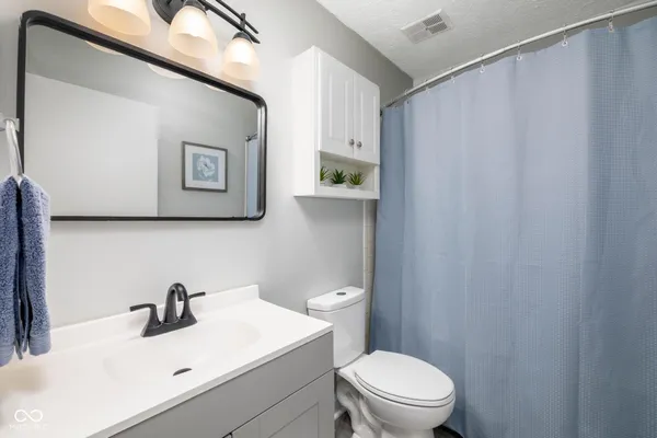 $129,900 | 7945 Benjamin Drive, Unit 19, Indianapolis, IN 46226