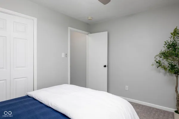 $129,900 | 7945 Benjamin Drive, Unit 19, Indianapolis, IN 46226