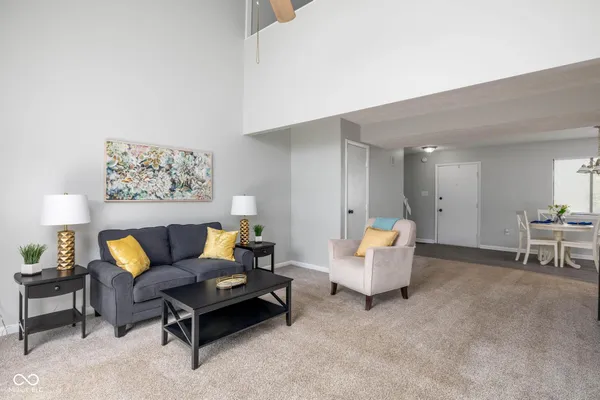 $129,900 | 7945 Benjamin Drive, Unit 19, Indianapolis, IN 46226