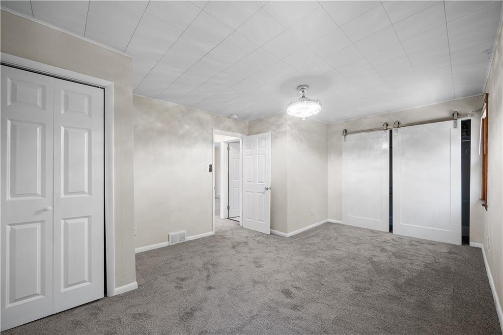 920 Watson Street Coraopolis, PA 15108 - Photo 18 of 36