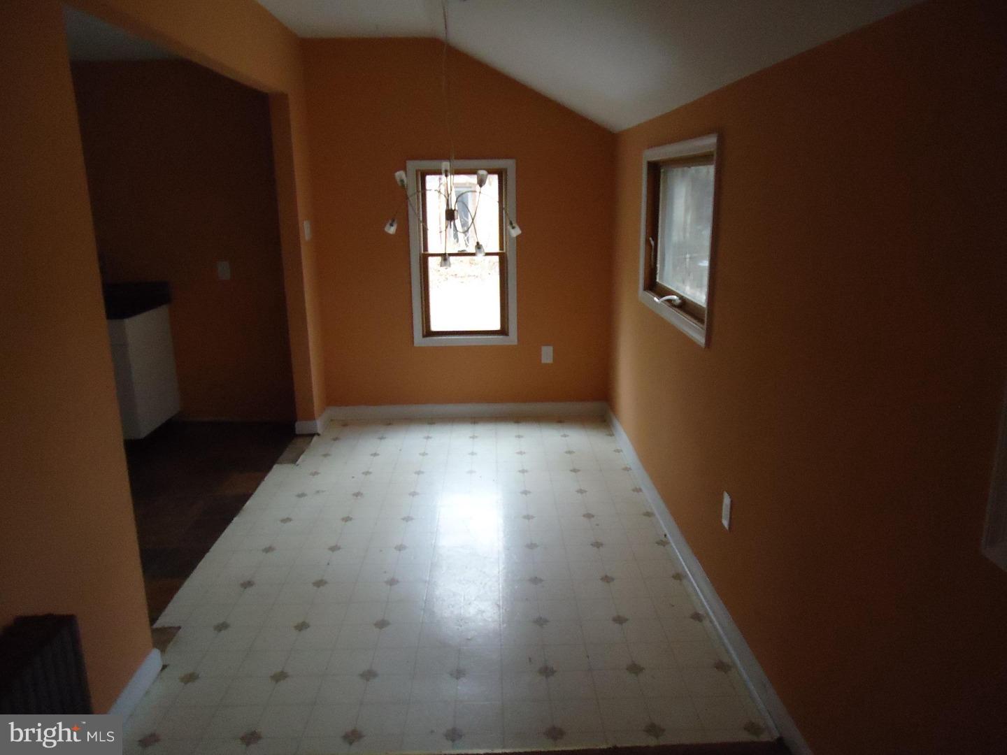 782 Township Line Road Chalfont, PA 18914 - Photo 11 of 13 Gallery Image 11