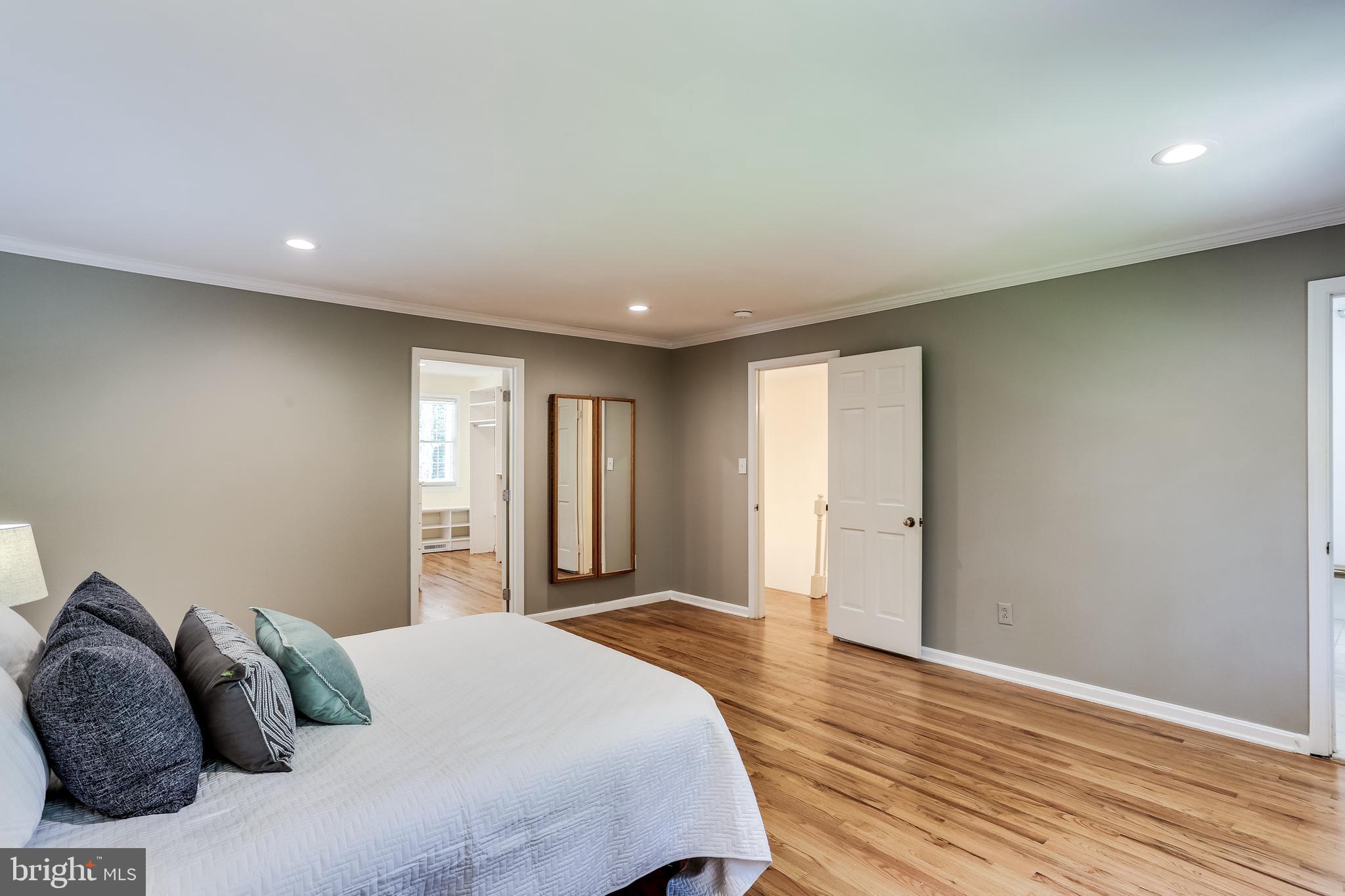 120 Dalkeith Glen Arnold, MD 21012 - Photo 20 of 52 Master Bedroom