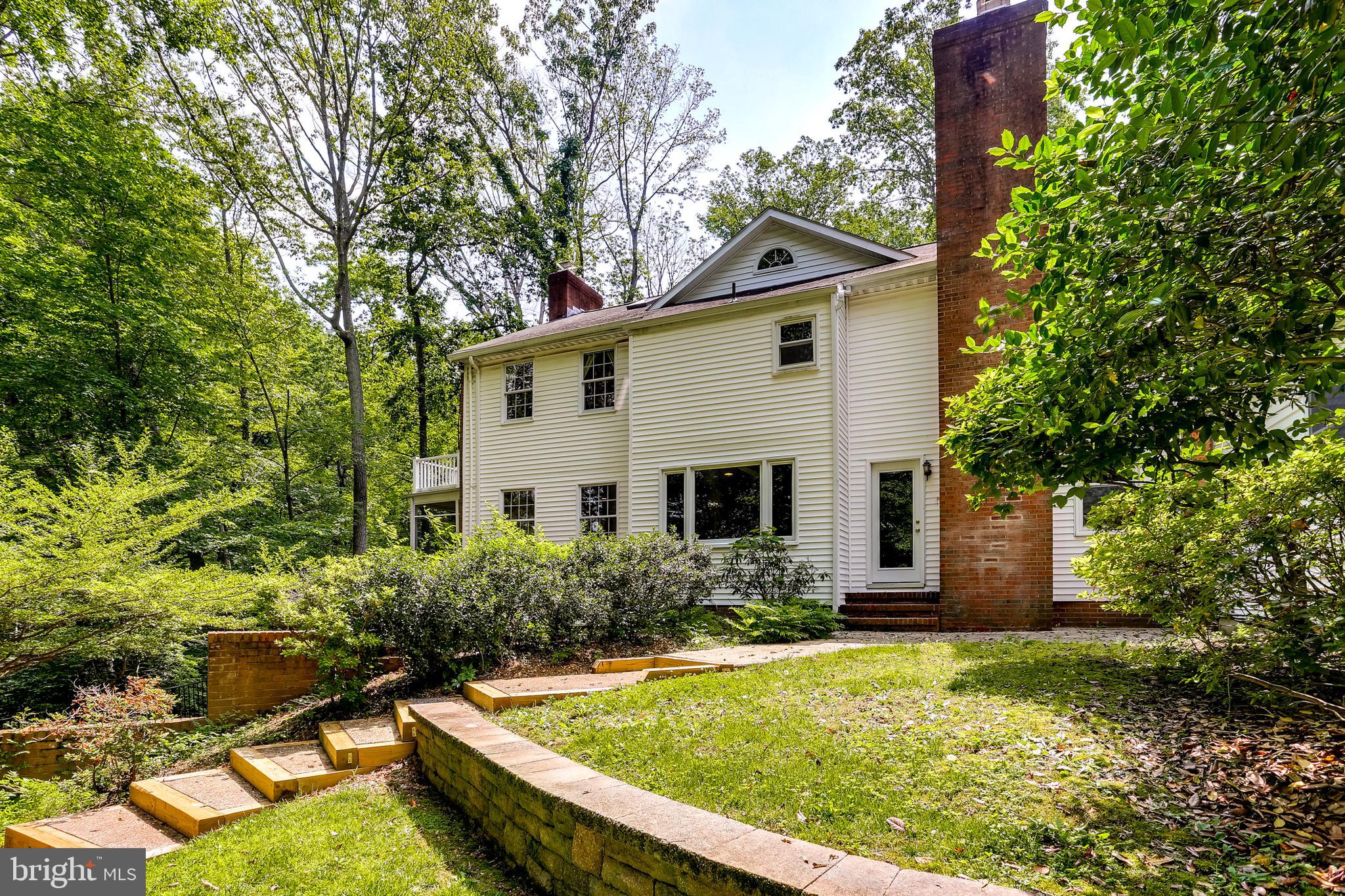 120 Dalkeith Glen Arnold, MD 21012 - Photo 42 of 52 Extensive hardscape and landscaping