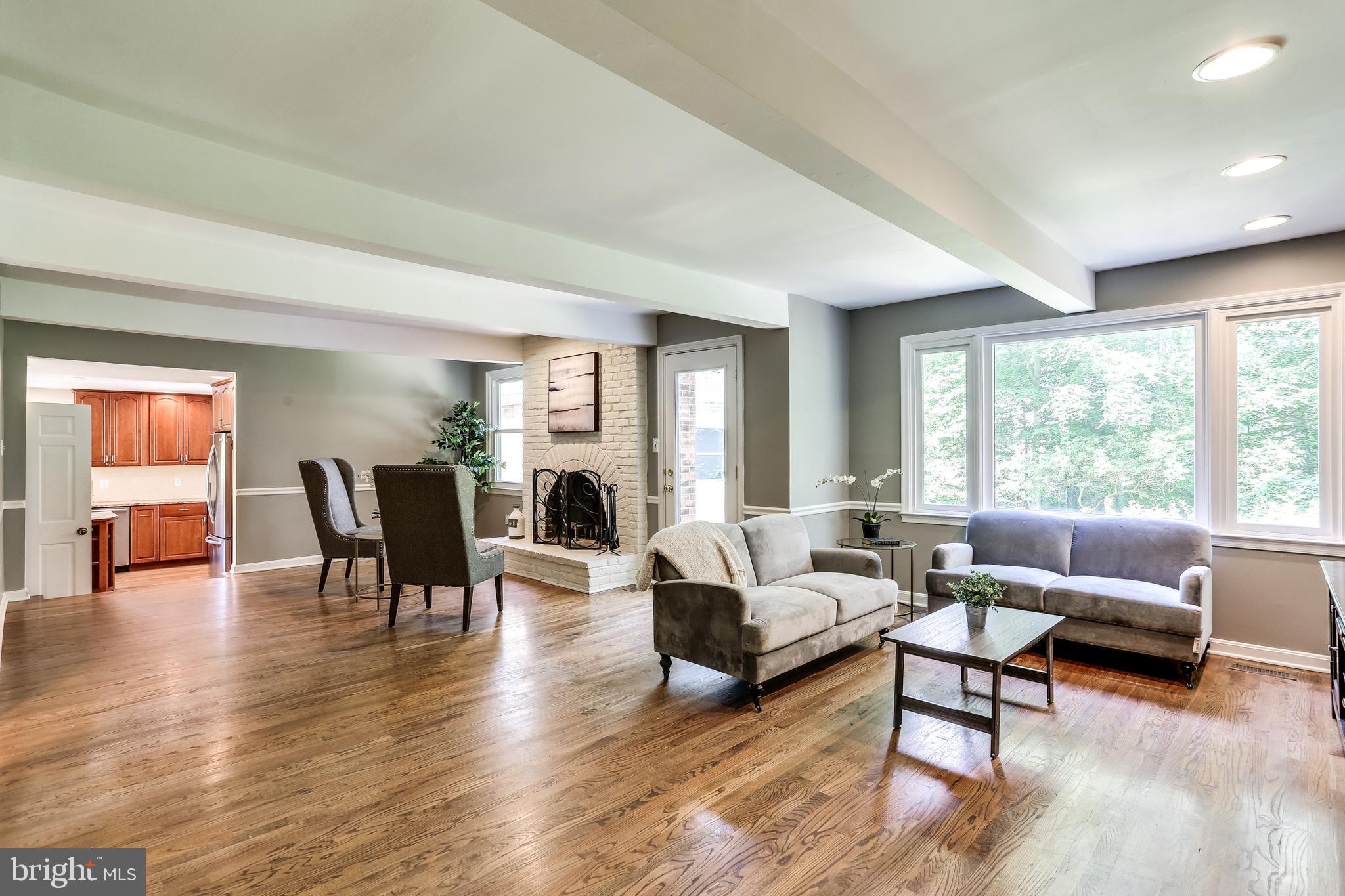 120 Dalkeith Glen Arnold, MD 21012 - Photo 7 of 52 Family Room