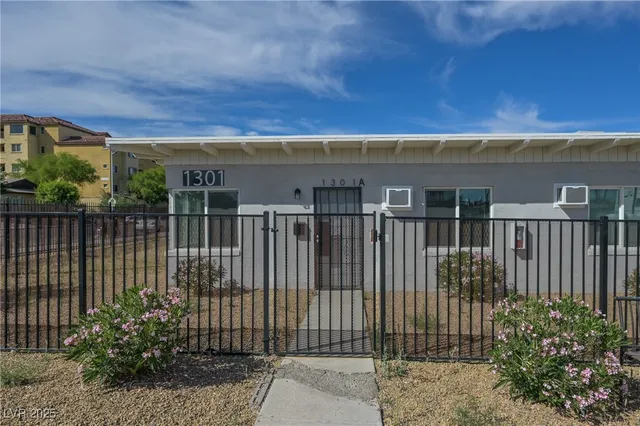 $1,050 | 1301 East Ogden Avenue, Unit A, Las Vegas, NV 89101