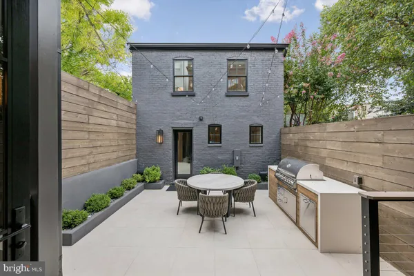 $4,250,000 | 635 Maryland Avenue Northeast, Washington, DC 20002