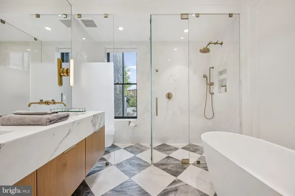 $4,250,000 | 635 Maryland Avenue Northeast, Washington, DC 20002