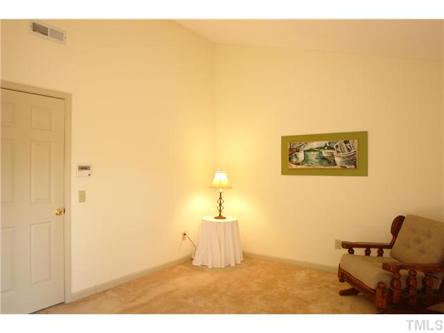 4643 Pine Trace Drive Raleigh, NC 27613 - Photo 12 of 20 Gallery Image 12
