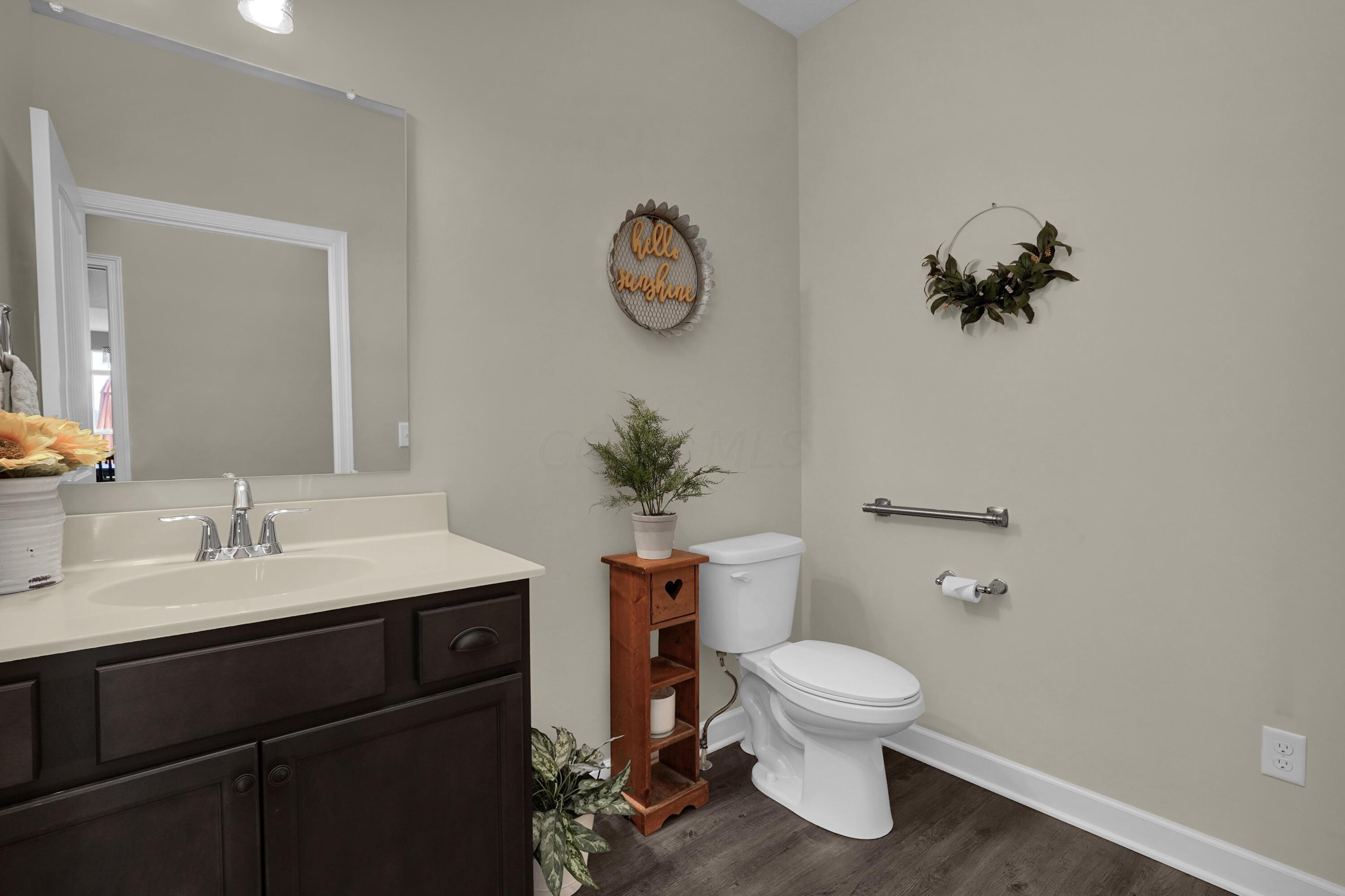 582 Dent Road Sunbury, OH 43074 - Photo 23 of 56 Half Bathroom