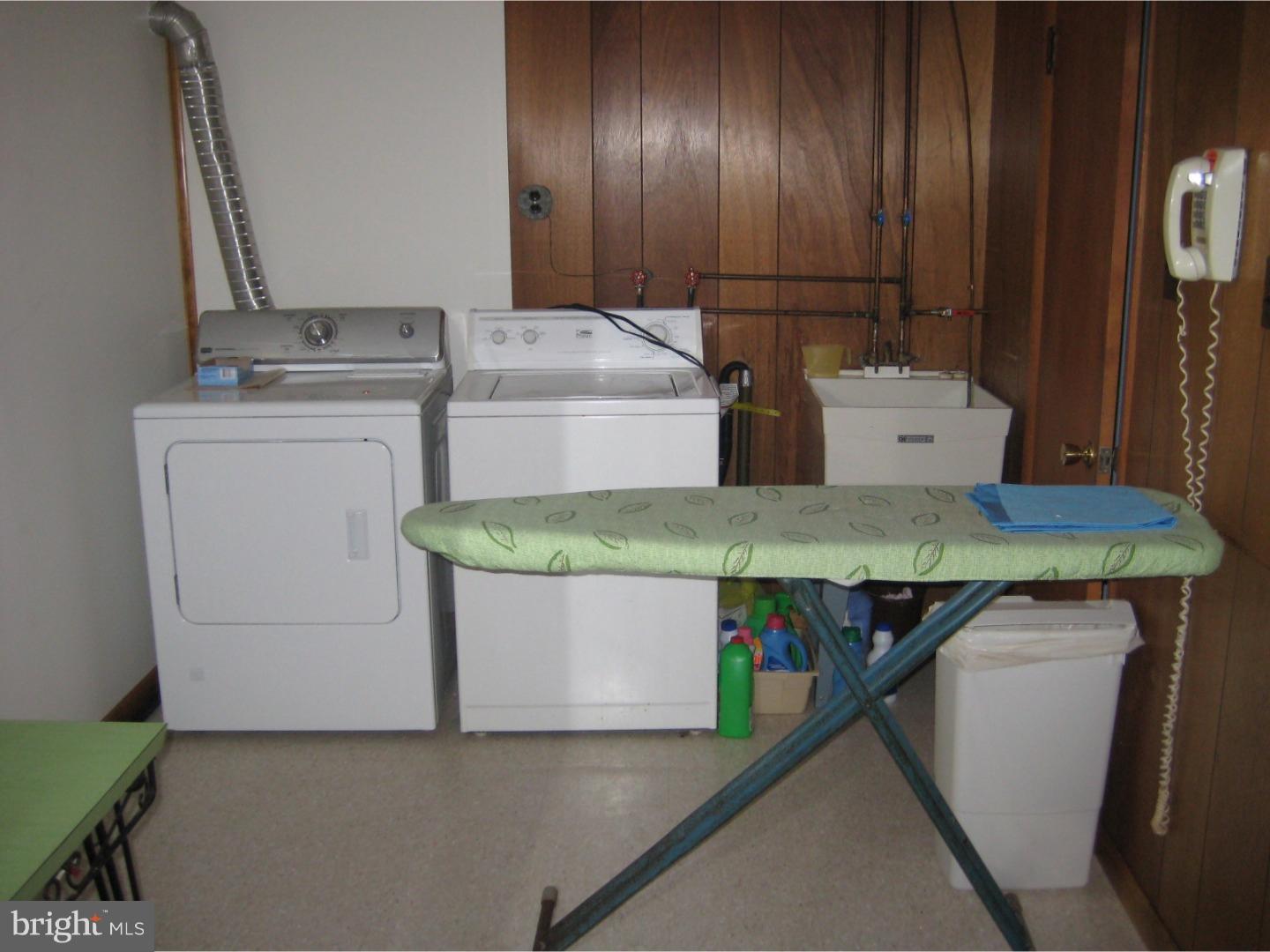 149 Hollyoke Road Somerdale, NJ 08083 - Photo 16 of 20 Laundry Room
