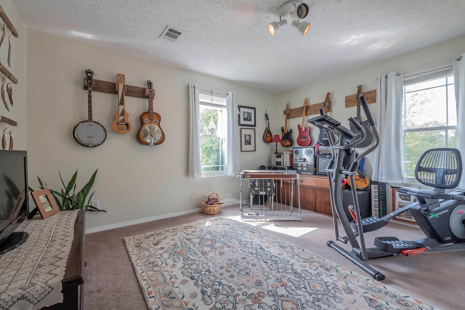5970 Milton Fox Road Franklin, TN 37064 - Photo 20 of 49 a view of a room with gym equipment
