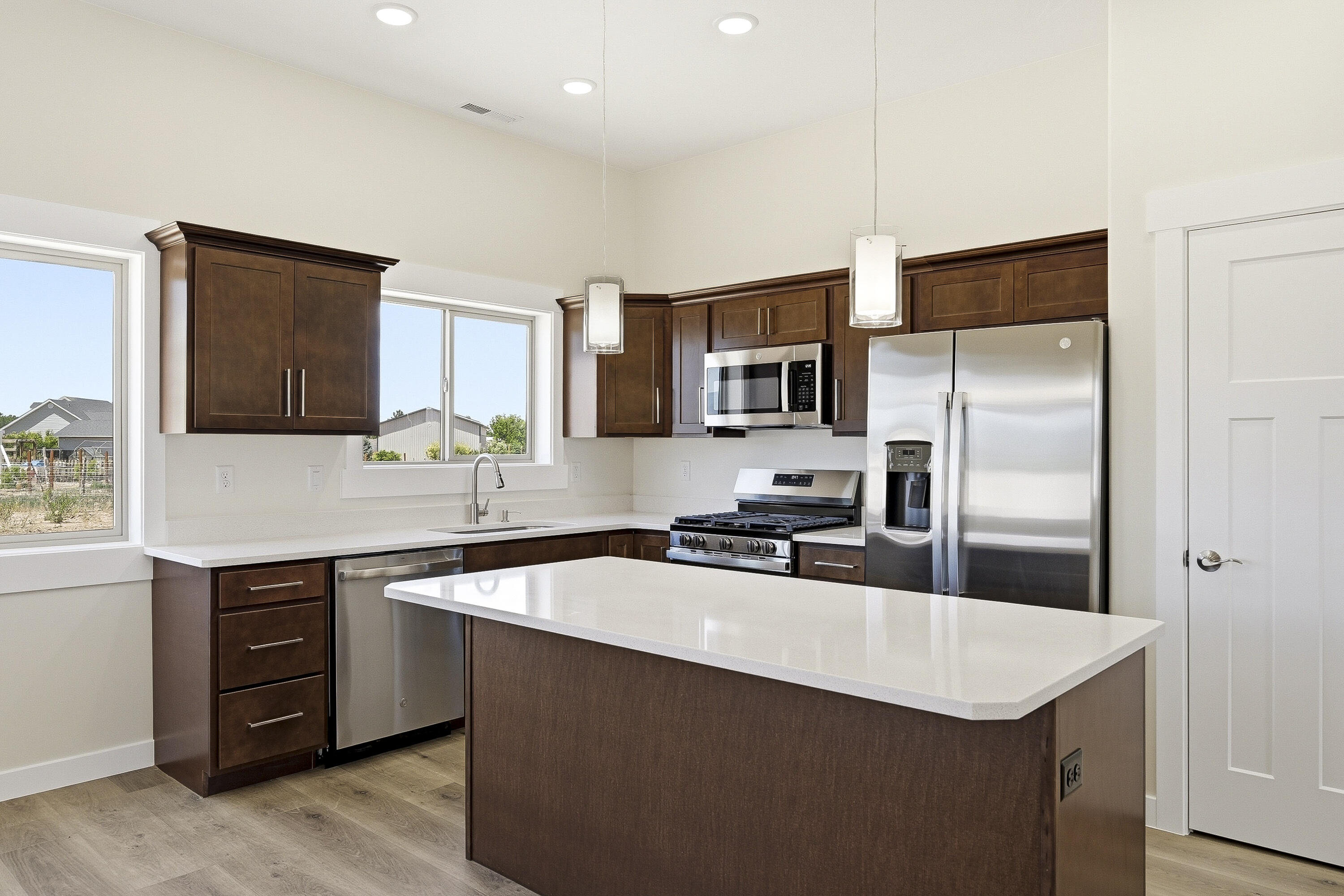 3887 North Hawks Landing Loop Cedar City, UT 84721 - Photo 10 of 46 3887 N Hawk Landing-19