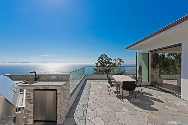 $17,998,000 | 31 North Vista De Catalina, Laguna Beach, CA 92651