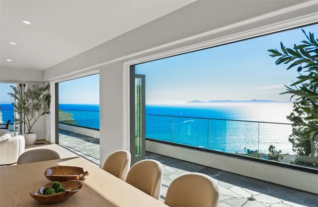 $17,998,000 | 31 North Vista De Catalina, Laguna Beach, CA 92651