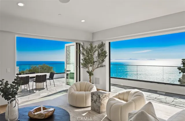 $17,998,000 | 31 North Vista De Catalina, Laguna Beach, CA 92651