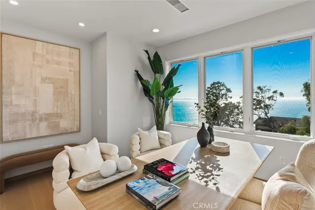 $17,998,000 | 31 North Vista De Catalina, Laguna Beach, CA 92651