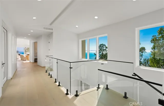 $17,998,000 | 31 North Vista De Catalina, Laguna Beach, CA 92651