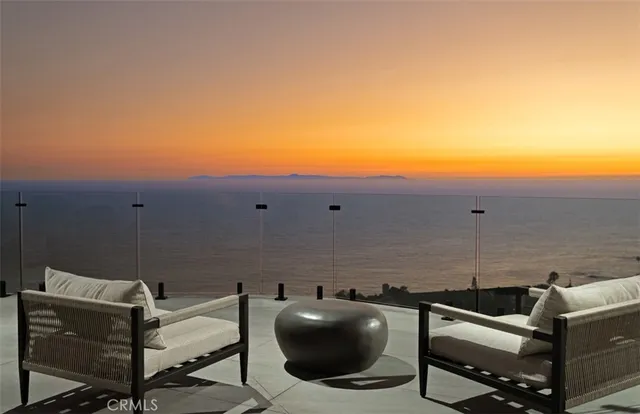 $17,998,000 | 31 North Vista De Catalina, Laguna Beach, CA 92651