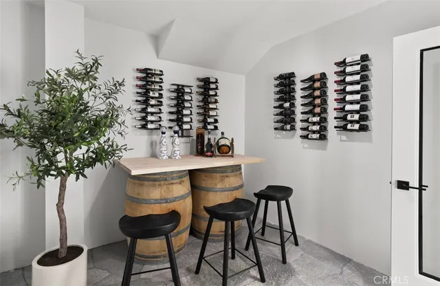 $17,998,000 | 31 North Vista De Catalina, Laguna Beach, CA 92651