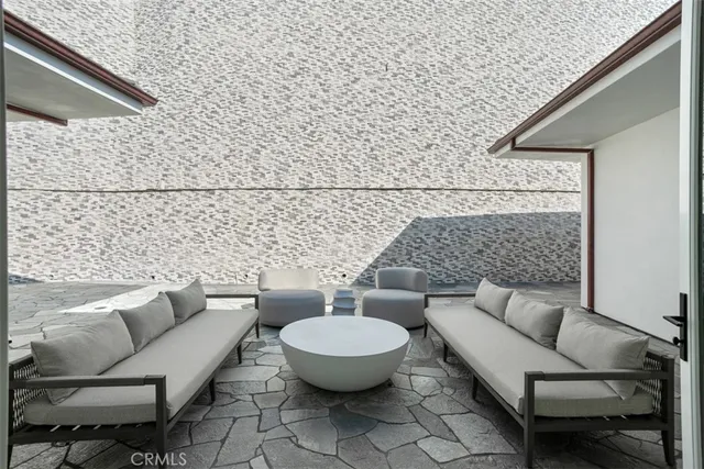 $17,998,000 | 31 North Vista De Catalina, Laguna Beach, CA 92651