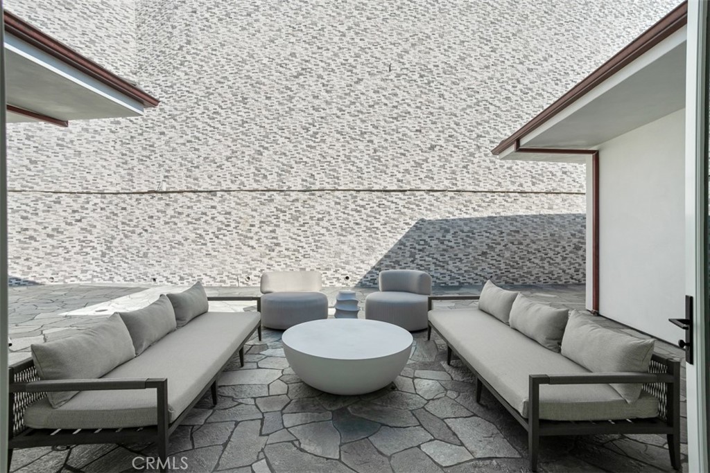 31 North Vista De Catalina Laguna Beach, CA 92651 - Photo 59 of 70