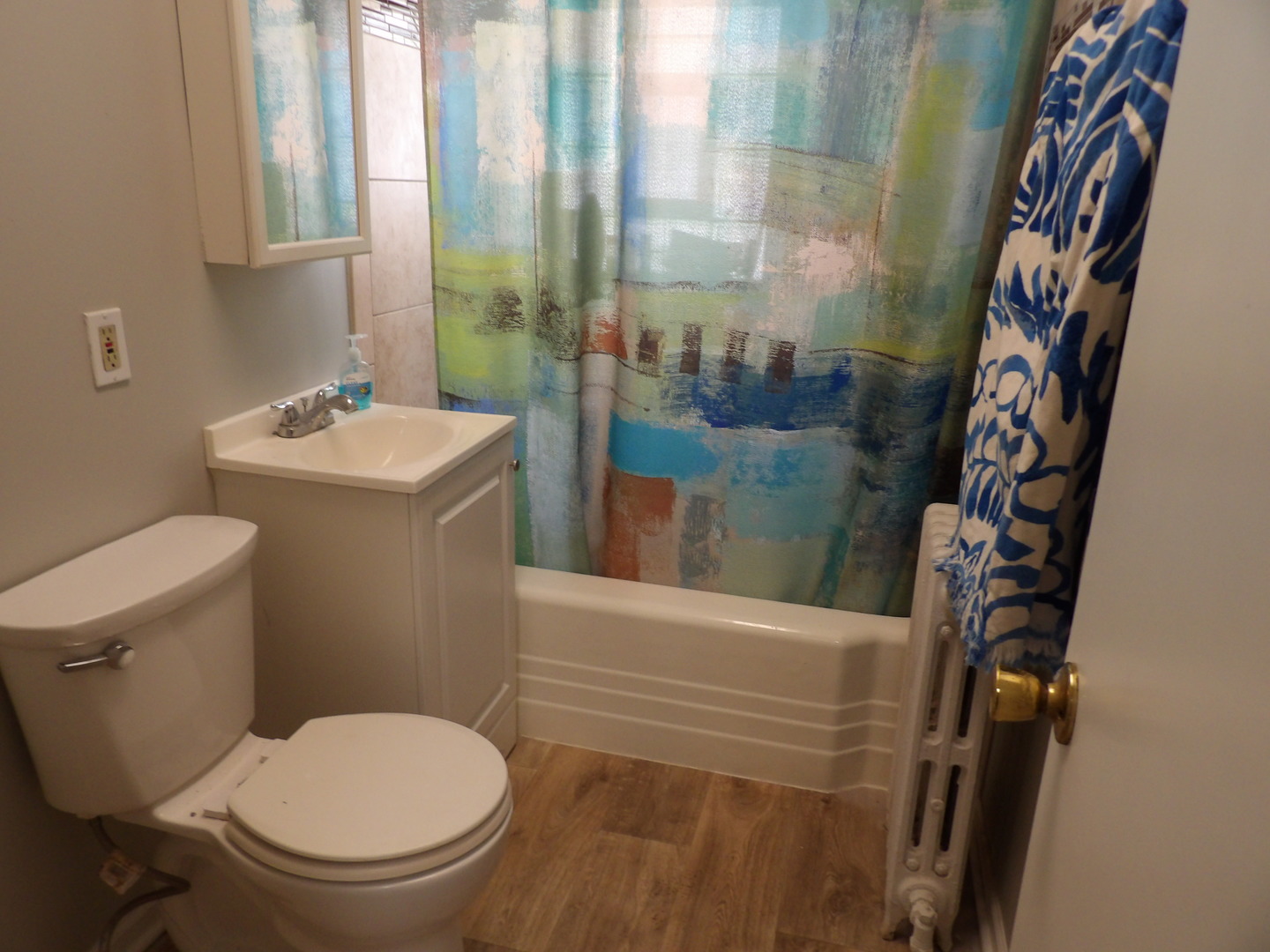 2424 Birch Avenue Whiting, IN 46394 - Photo 26 of 48 a bathroom with a toilet and a shower
