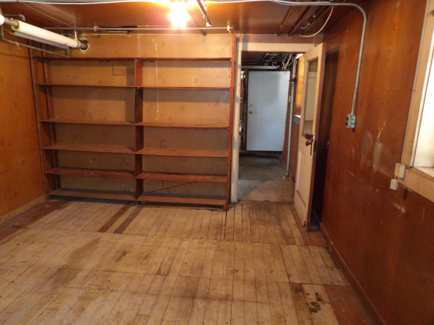 2424 Birch Avenue Whiting, IN 46394 - Photo 40 of 48 a view of a room with an empty space