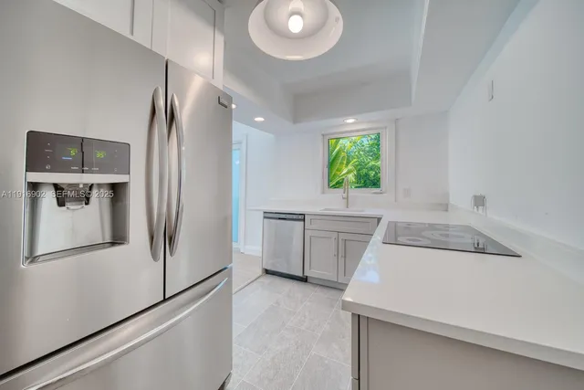 $4,500 | 845 Northeast 119th Street, Biscayne Park, FL 33161