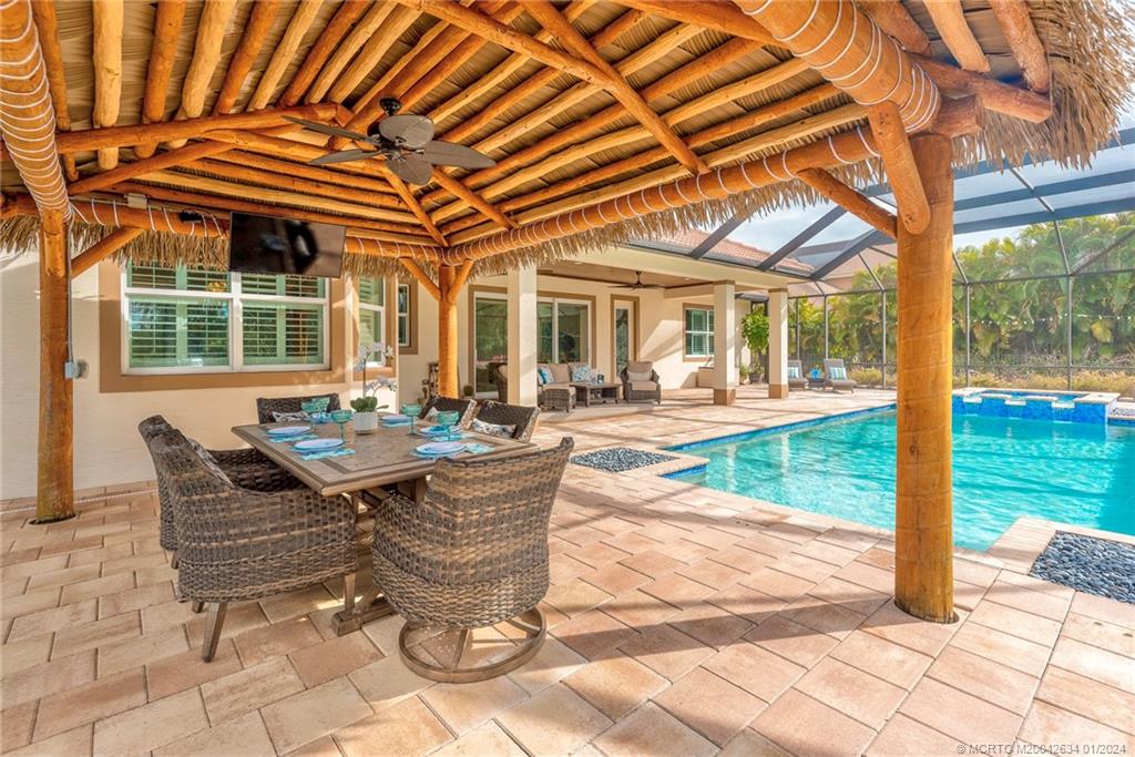 7568 Southeast Ravissant Drive Stuart, FL 34997 - Photo 4 of 70 Gallery Image 4