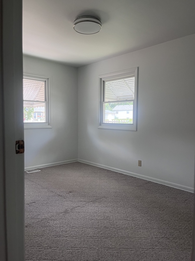 24 Marnel Road Montgomery, IL 60538 - Photo 7 of 25