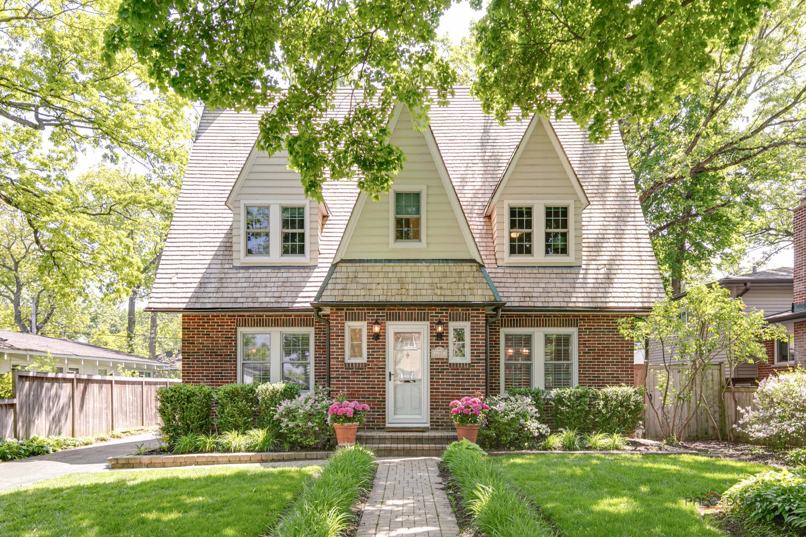 685 Northmoor Road Lake Forest, IL 60045 - Photo 1 of 32 Gallery Image 1